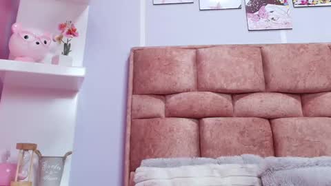 Kate Froz online show from March 6, 2025, 11:25 am