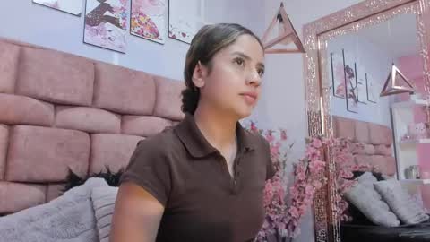 Kate Froz online show from October 6, 2025, 11:29 am