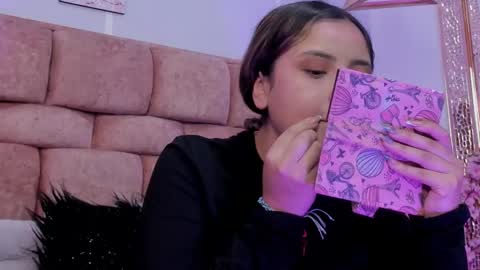 Kate Froz online show from October 20, 2025, 11:32 am