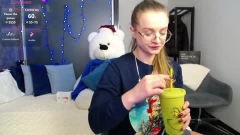 .Be kind and gentle with me and I will do my best for you.   online show from December 15, 2024, 7:46 am