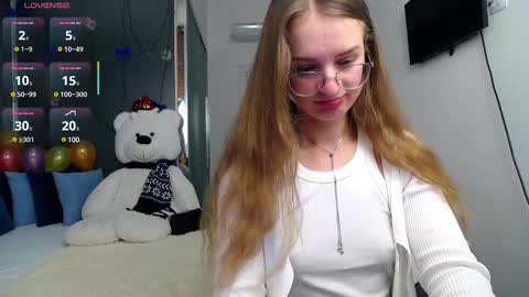 .Be kind and gentle with me and I will do my best for you.   online show from February 13, 2025, 2:09 pm