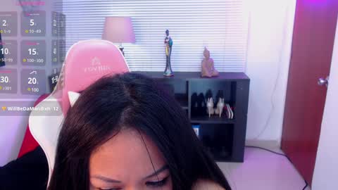 Kate  online show from December 19, 2024, 3:19 pm