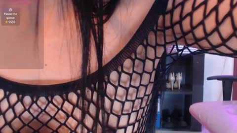 Kate  online show from December 20, 2024, 3:21 pm