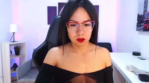 Kate  online show from October 30, 2025, 10:49 am