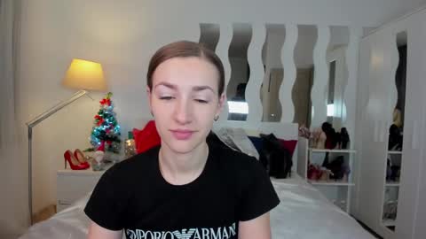 kate_redgar online show from January 13, 2025, 2:53 pm