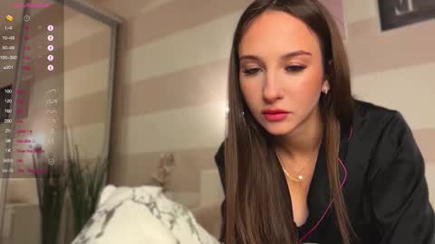 Kate online show from September 30, 2025, 5:29 pm