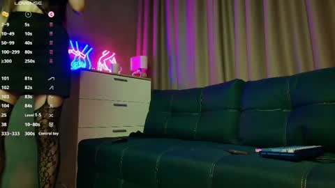 kateample online show from June 6, 2026, 3:06 pm