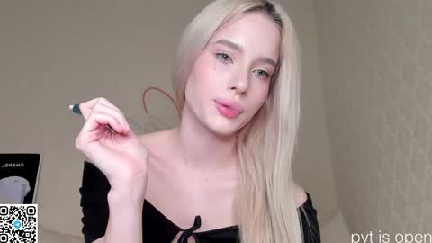 Snapshot of katebremar chatting on March 11, 2026, 10:05 pm online show from March 11, 2026, 10:05 pm