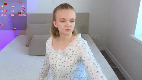 katebunnys online show from May 15, 2026, 5:14 am