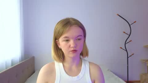 katebunnys online show from June 10, 2026, 4:23 am