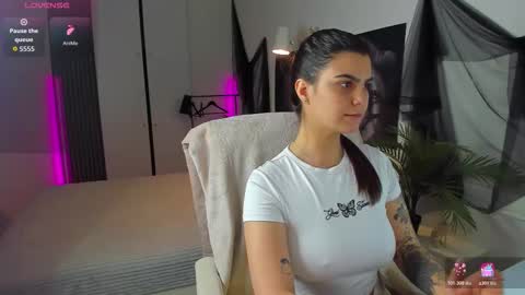 Kate online show from February 2, 2026, 9:35 pm