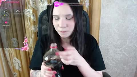 YourKate online show from April 1, 2026, 6:16 pm