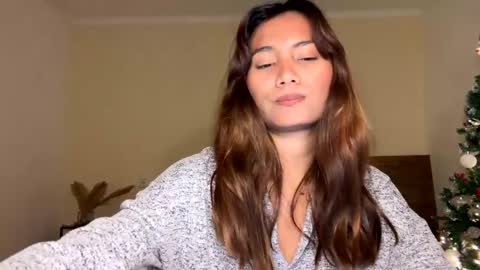 Kate Dami online show from January 3, 2025, 3:55 pm