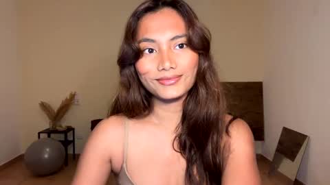 Kate Dami online show from February 15, 2025, 4:45 pm