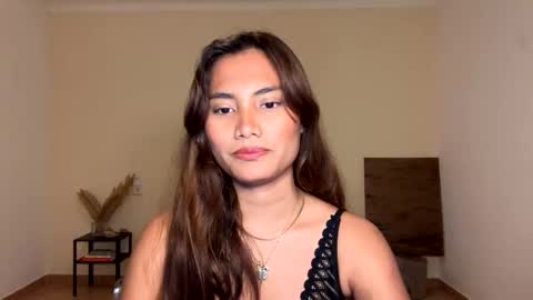 Kate Dami online show from February 26, 2025, 5:07 pm