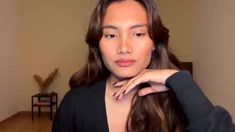 Kate Dami online show from March 2, 2025, 4:32 pm