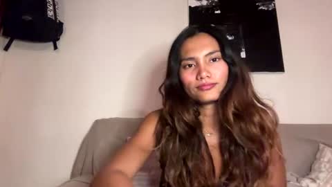 Kate Dami online show from June 23, 2026, 7:56 pm
