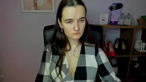 Snapshot of katedesire chatting on December 21, 2025, 8:21 am Kate online show from December 21, 2025, 8:21 am