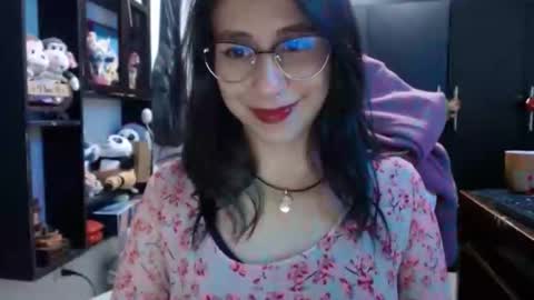 Kateeen18 online show from December 4, 2025, 3:16 am