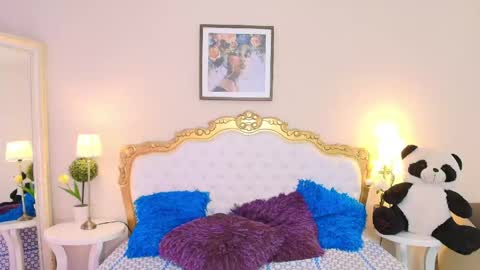 katee Martinez online show from March 6, 2026, 8:38 pm