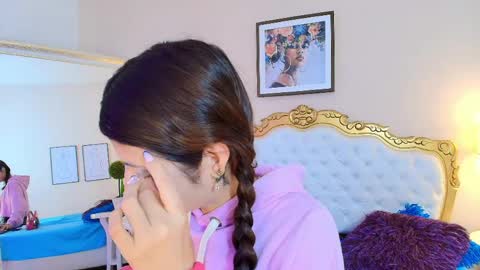 katee Martinez online show from April 28, 2026, 12:32 pm