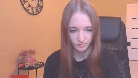 Snapshot of katekayer chatting on September 28, 2025, 10:42 am katekayer online show from September 28, 2025, 10:42 am