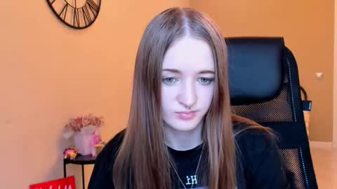 Snapshot of katekayer chatting on October 27, 2025, 10:52 am katekayer online show from October 27, 2025, 10:52 am