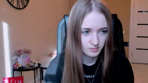 Snapshot of katekayer chatting on November 4, 2025, 10:47 am katekayer online show from November 4, 2025, 10:47 am