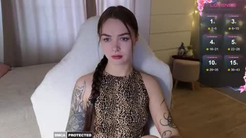 Snapshot of kateleoo chatting on October 14, 2025, 6:14 am Im Kate  online show from October 14, 2025, 6:14 am