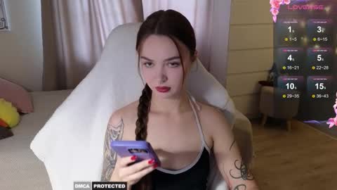 Snapshot of kateleoo chatting on October 16, 2025, 11:11 am Im Kate  online show from October 16, 2025, 11:11 am