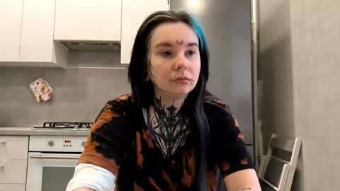 Milana online show from February 11, 2026, 6:18 am