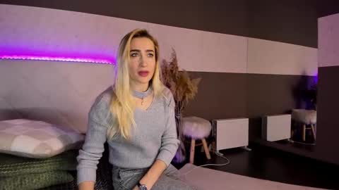 KateOwyns online show from February 13, 2025, 1:37 pm
