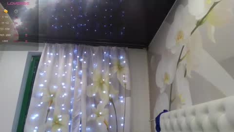 Snapshot of katerina544 chatting on December 30, 2024, 3:35 pm katerina544 online show from December 30, 2024, 3:35 pm