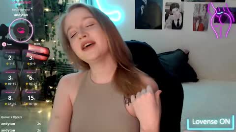 Lisa online show from February 20, 2025, 3:01 am