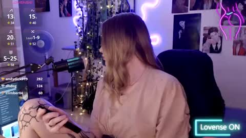 Lisa online show from February 25, 2025, 7:09 am