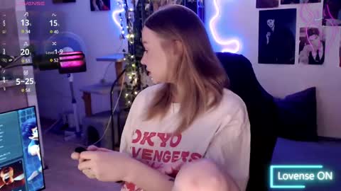 Lisa online show from March 1, 2025, 12:01 pm