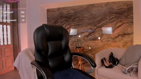 Snapshot of katesunder chatting on February 8, 2025, 6:22 pm K A T E online show from February 8, 2025, 6:22 pm