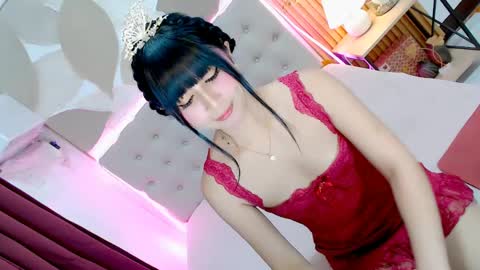 KATE online show from May 4, 2026, 4:47 pm