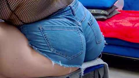 Kate online show from February 12, 2025, 12:37 am