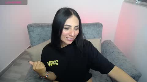 Snapshot of kathe_ryder_v chatting on February 7, 2025, 1:36 am katherin online show from February 7, 2025, 1:36 am