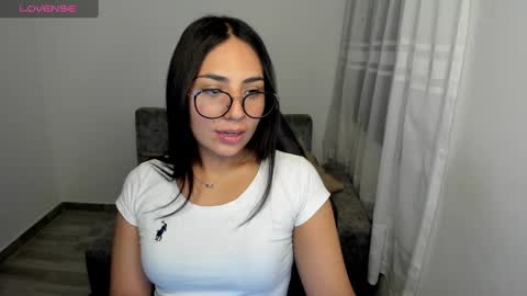Snapshot of kathe_ryder_v chatting on September 14, 2025, 11:26 pm katherin online show from September 14, 2025, 11:26 pm