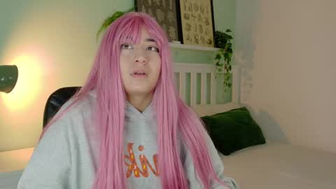 K A T H E  online show from October 16, 2025, 11:55 am