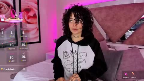 Snapshot of kathegomez_ chatting on October 1, 2025, 3:01 am KatheGomez  online show from October 1, 2025, 3:01 am