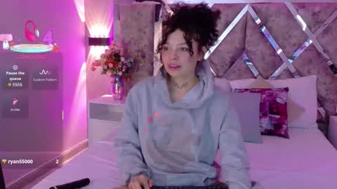 Snapshot of kathegomez_ chatting on October 15, 2025, 2:22 am KatheGomez  online show from October 15, 2025, 2:22 am