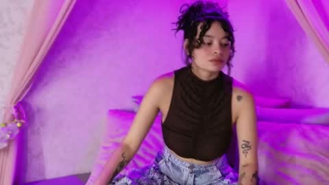 Snapshot of kathegomez_ chatting on June 5, 2026, 3:02 am KatheGomez online show from June 5, 2026, 3:02 am