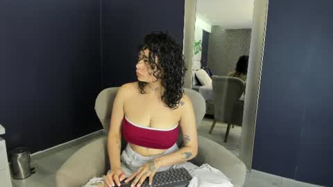 Snapshot of kathegomez_ chatting on June 19, 2026, 3:00 am KatheGomez online show from June 19, 2026, 3:00 am