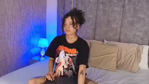 KatheGomez  online show from June 26, 2026, 2:49 am