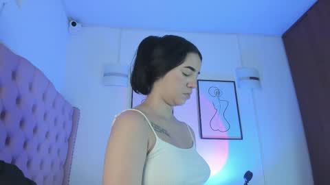 katherine_10 online show from October 26, 2025, 12:33 pm