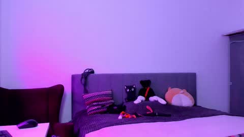 Snapshot of katherinemidnight chatting on October 3, 2025, 3:20 pm Katherine online show from October 3, 2025, 3:20 pm