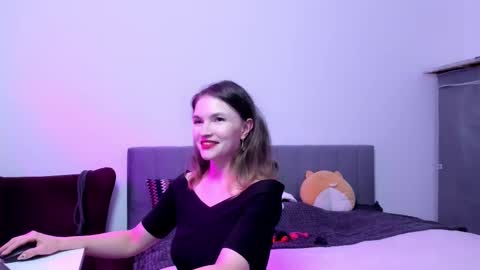 Snapshot of katherinemidnight chatting on October 16, 2025, 3:46 pm Katherine online show from October 16, 2025, 3:46 pm